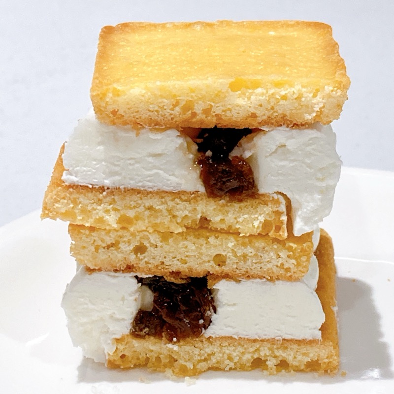 ローソンのレーズンバターサンド