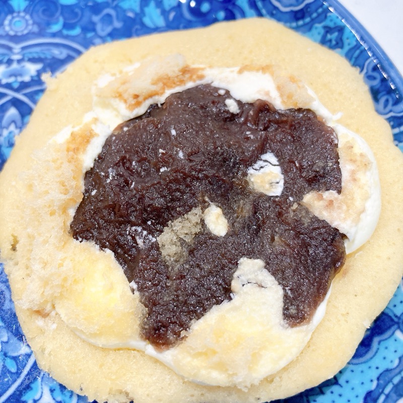 シャトレーゼの北海道産バターどら焼き