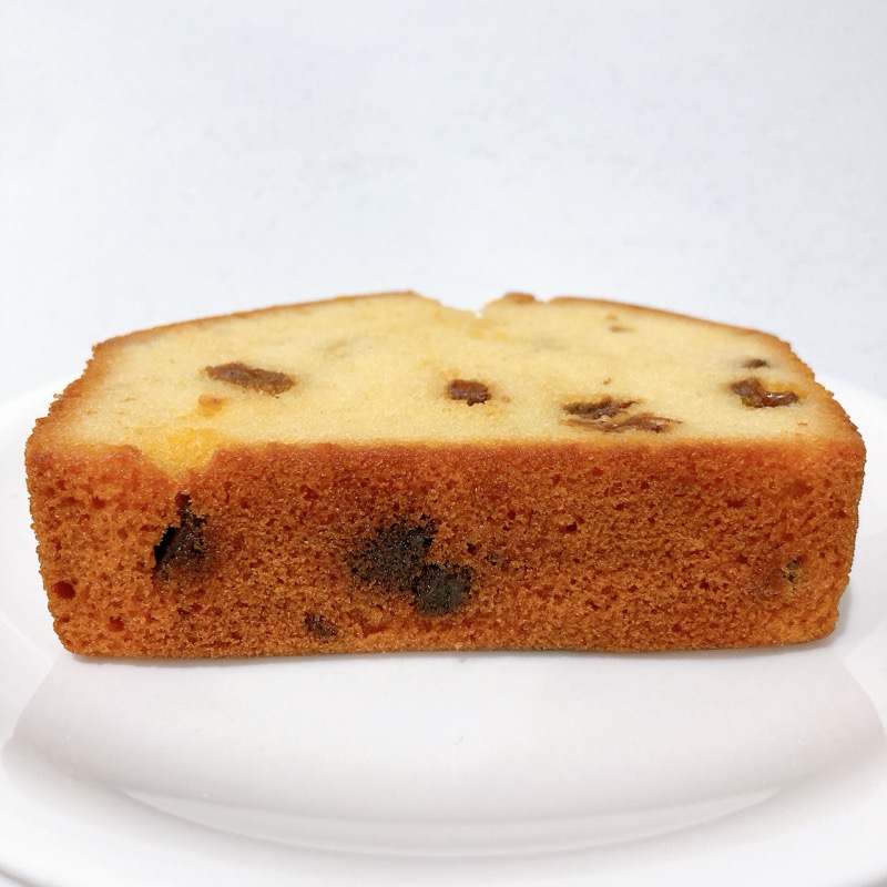 ファミマラムレーズンパウンドケーキ