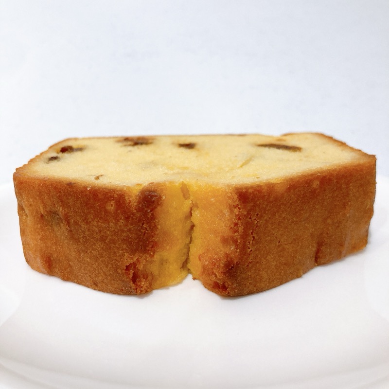 ファミマラムレーズンパウンドケーキ