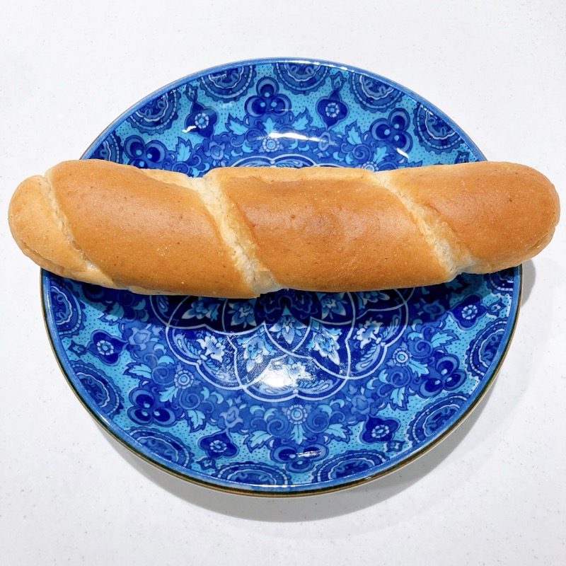 国産小麦濃厚ラムレーズンフランス