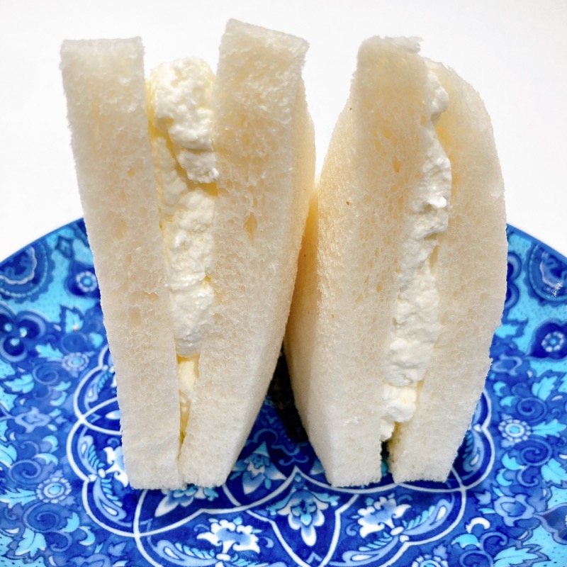 Milk監修たっぷり生クリームサンド