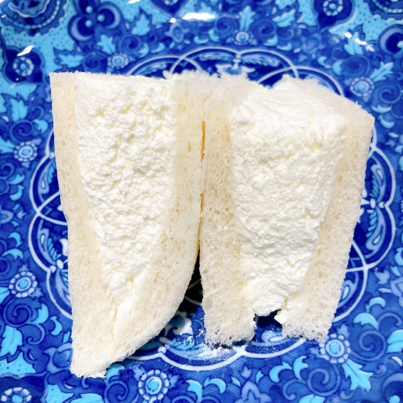 Milk監修たっぷり生クリームサンド