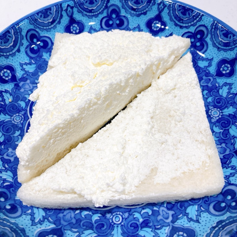 Milk監修たっぷり生クリームサンド