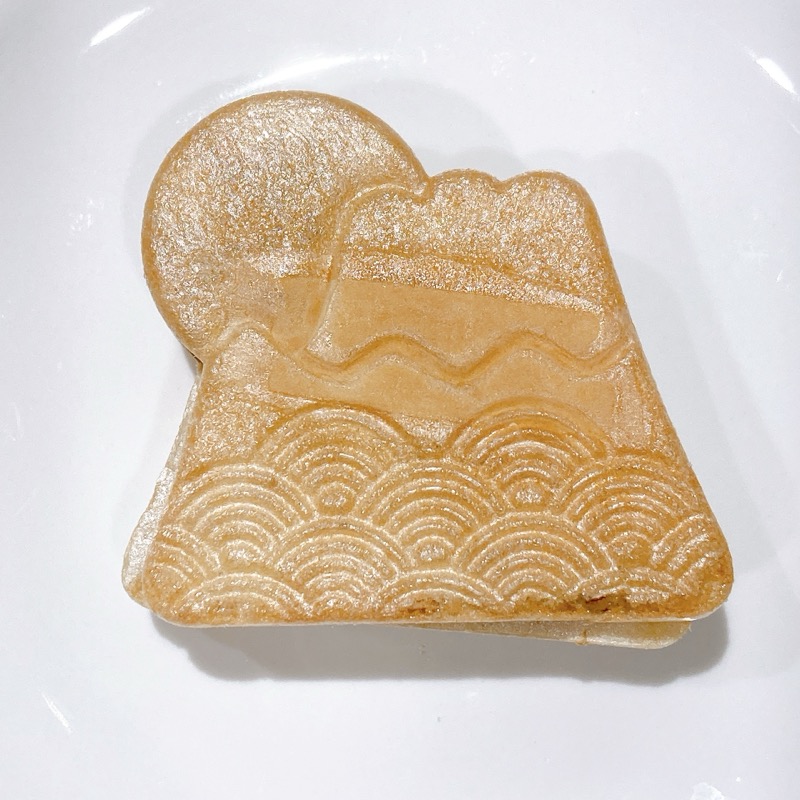 士山キャラメルもなかKINOMI