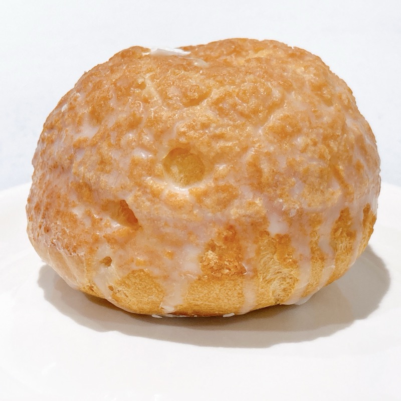 ピエール・エルメコラボのシュークリーム(バニラ)