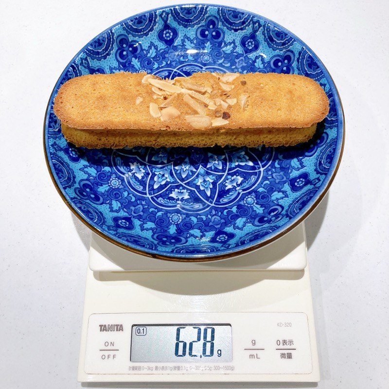 ナッツのクッキーサンドキャラメルクリーム