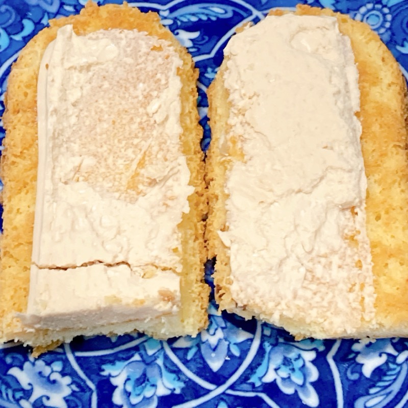 ナッツのクッキーサンドキャラメルクリーム