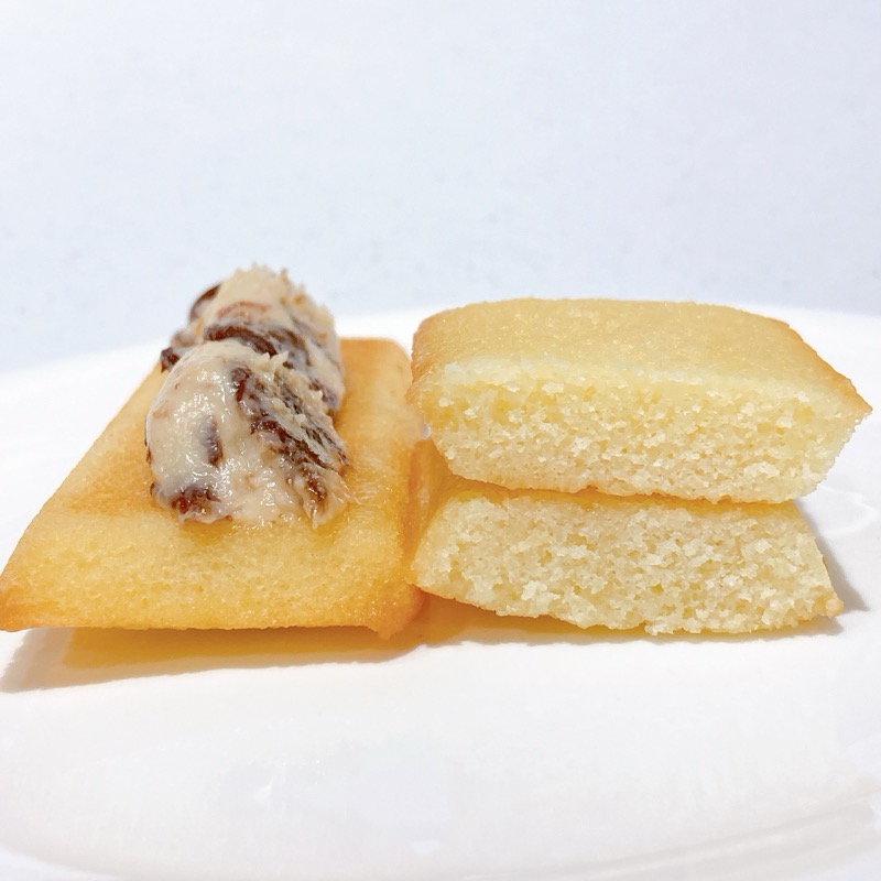 フィナンシェケーキラムレーズン