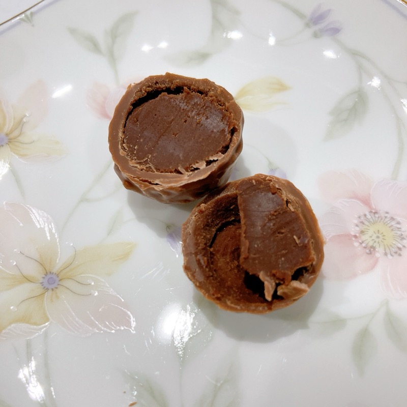 無印のボンボンショコラのラムレーズン&フィグブランデー