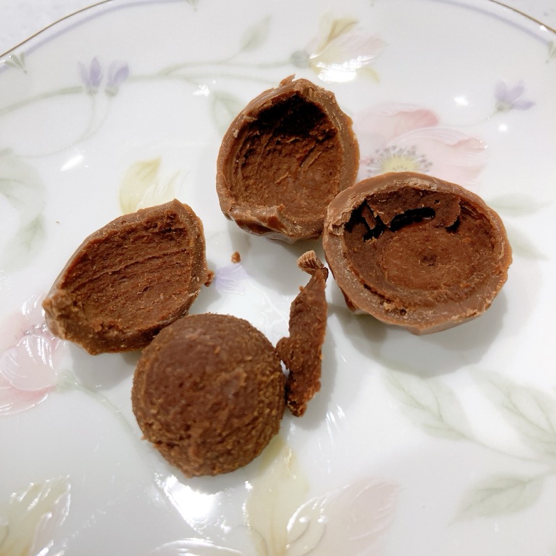 無印のボンボンショコラのラムレーズン&フィグブランデー