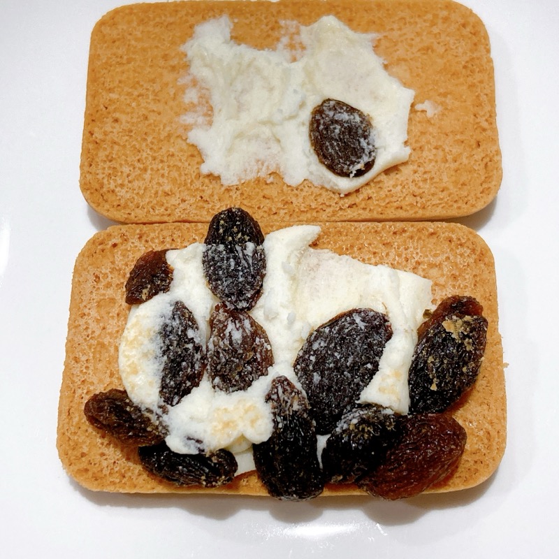 スリースターのレーズンサンド リニューアル