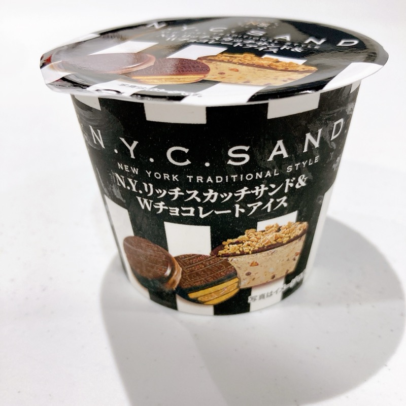 N.Y.リッチスカッチサンド&Wチョコレートアイス