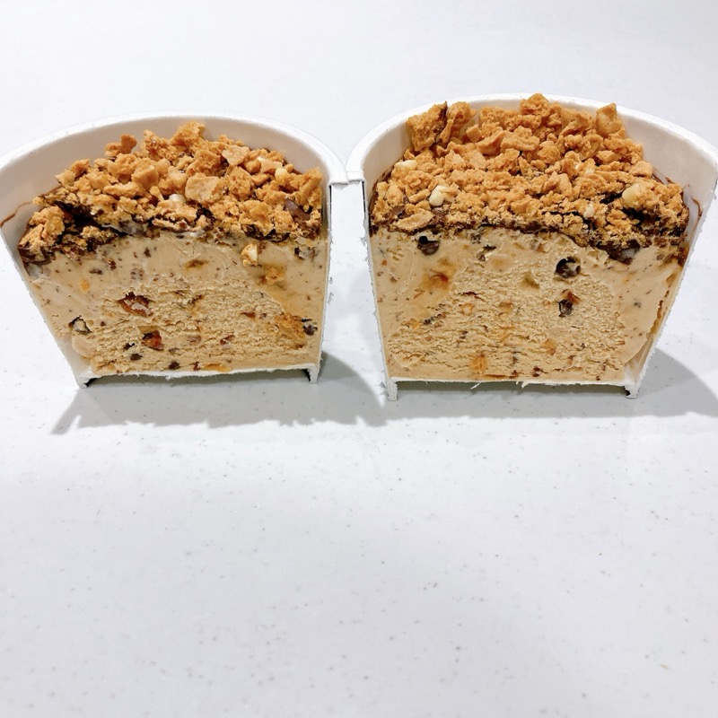 N.Y.リッチスカッチサンド&Wチョコレートアイス