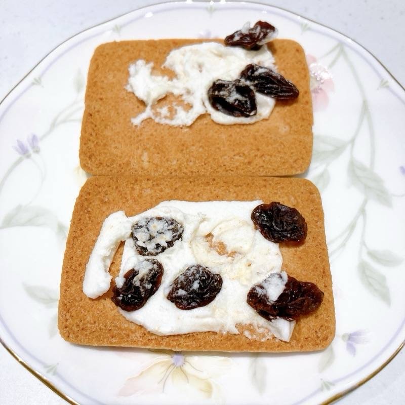 スリースターのレーズンサンド リニューアル