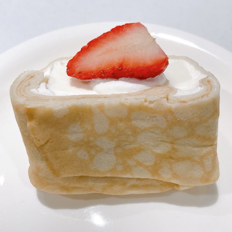 もちっと食感いちごのクレープ