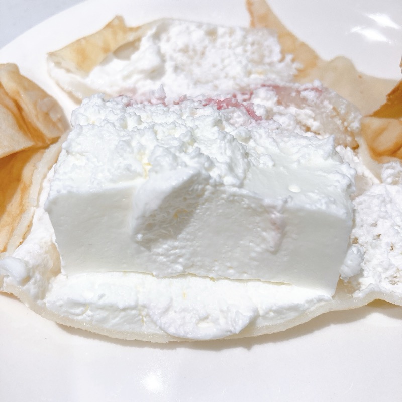 もちっと食感いちごのクレープ