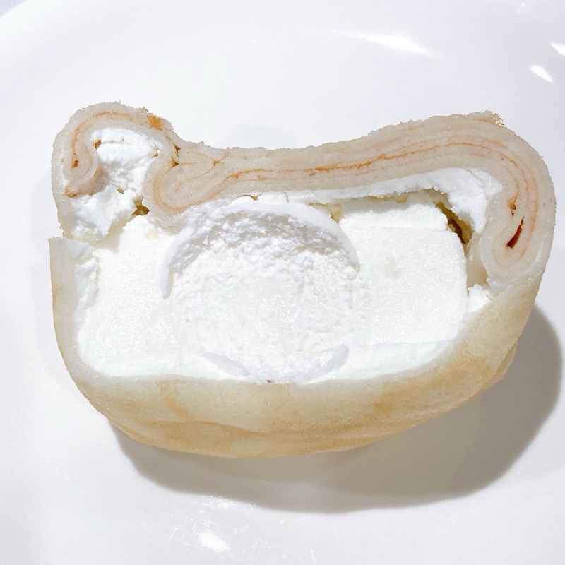 もちっと食感いちごのクレープ