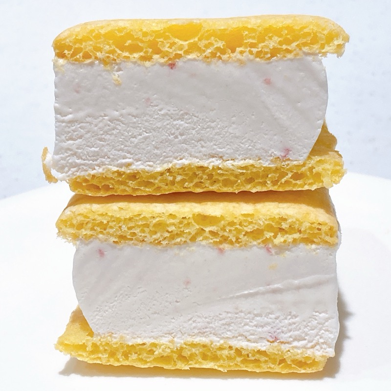 いちごのふわふわショートケーキサンド