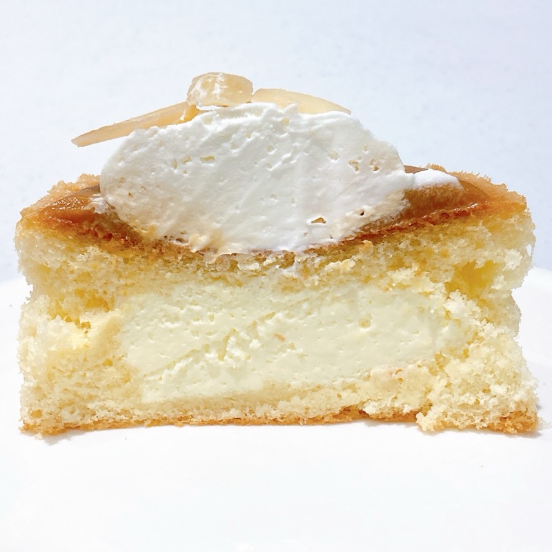 キャラメルとホイップのシフォンケーキ ホイップカスタード入り