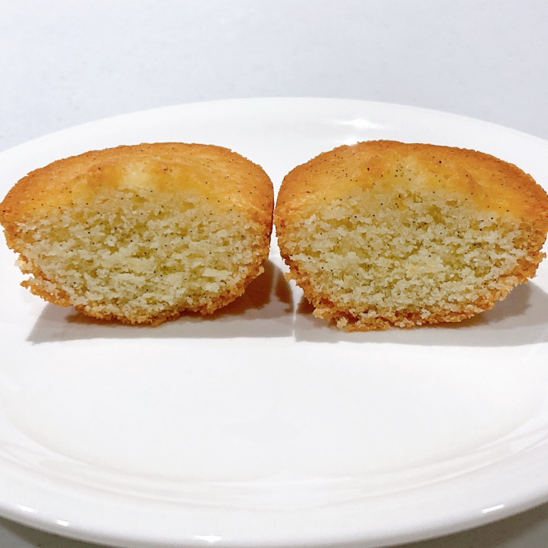 ピエールマルコリーニ バニラ香るレモンフィナンシェ