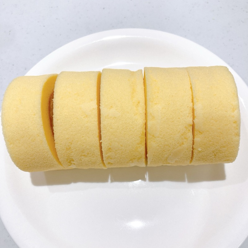 もっちりクリームロール(キャラメルホイップ)