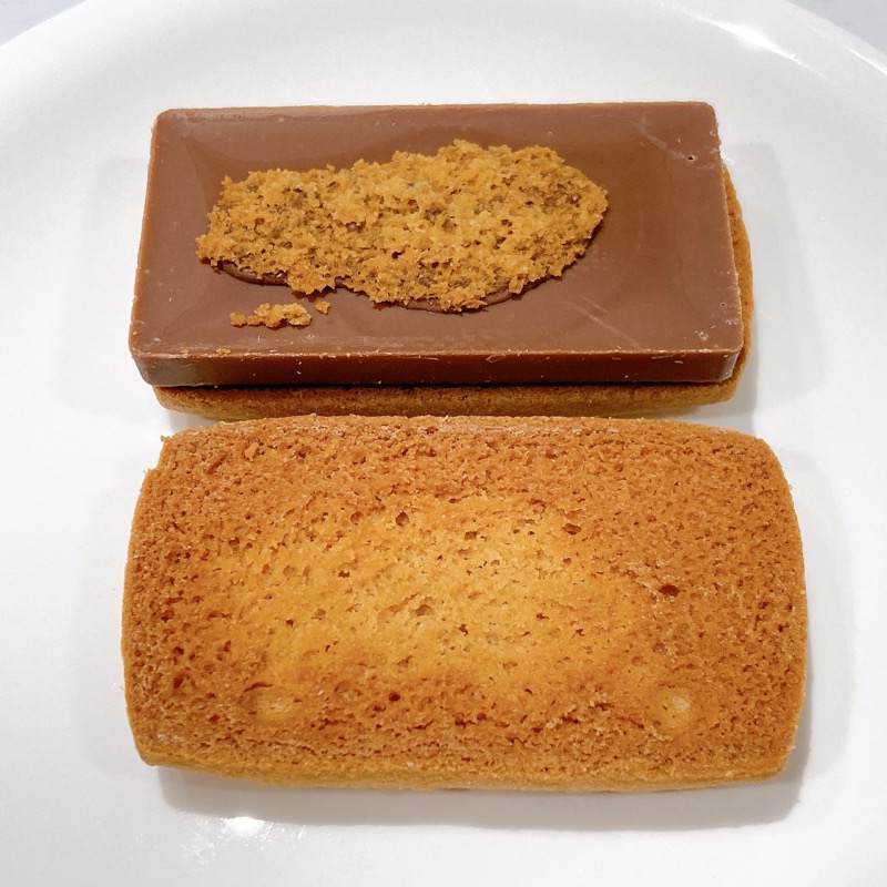 ラ・メゾンショコラサンドキャラメルほろ苦いビターなキャラメル味