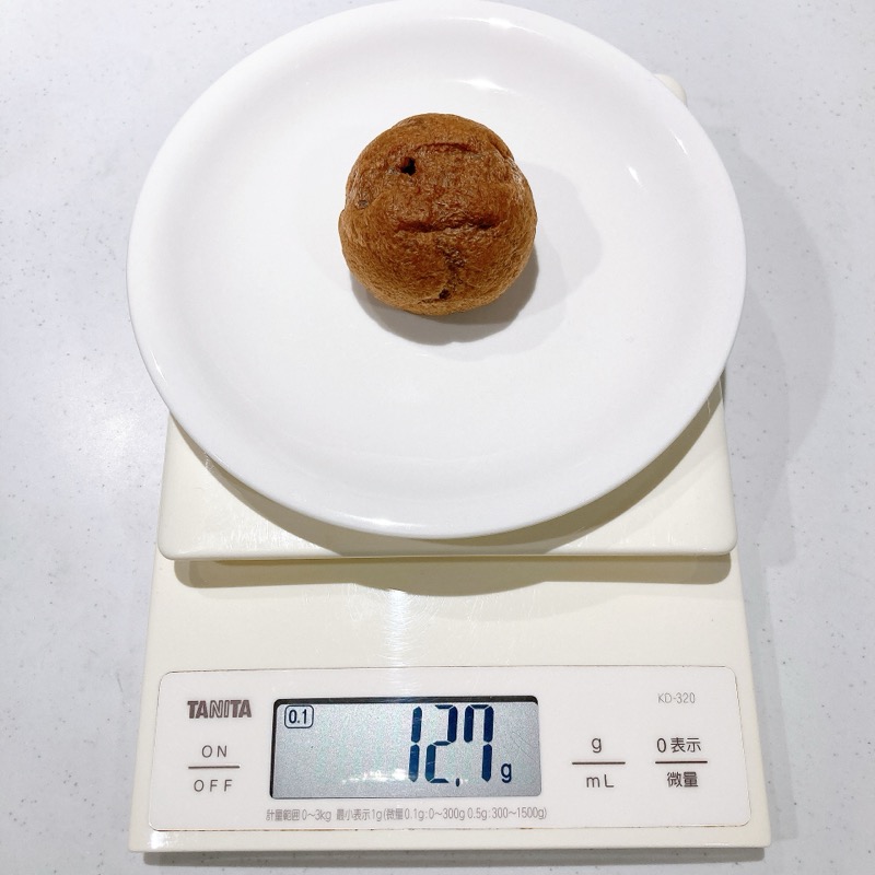 生チョコを包んだプチシュー