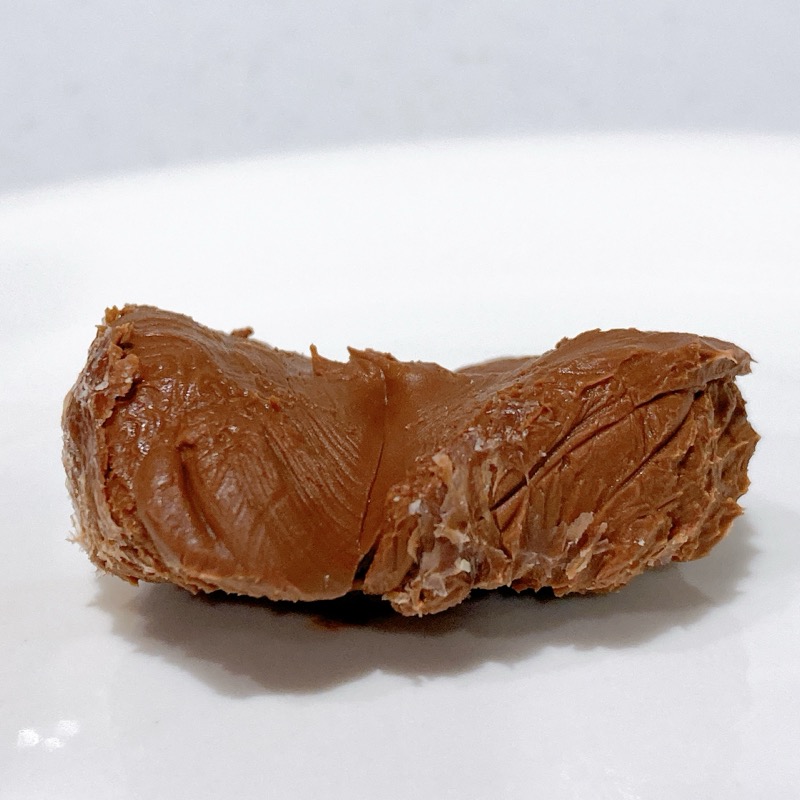 生チョコを包んだプチシュー