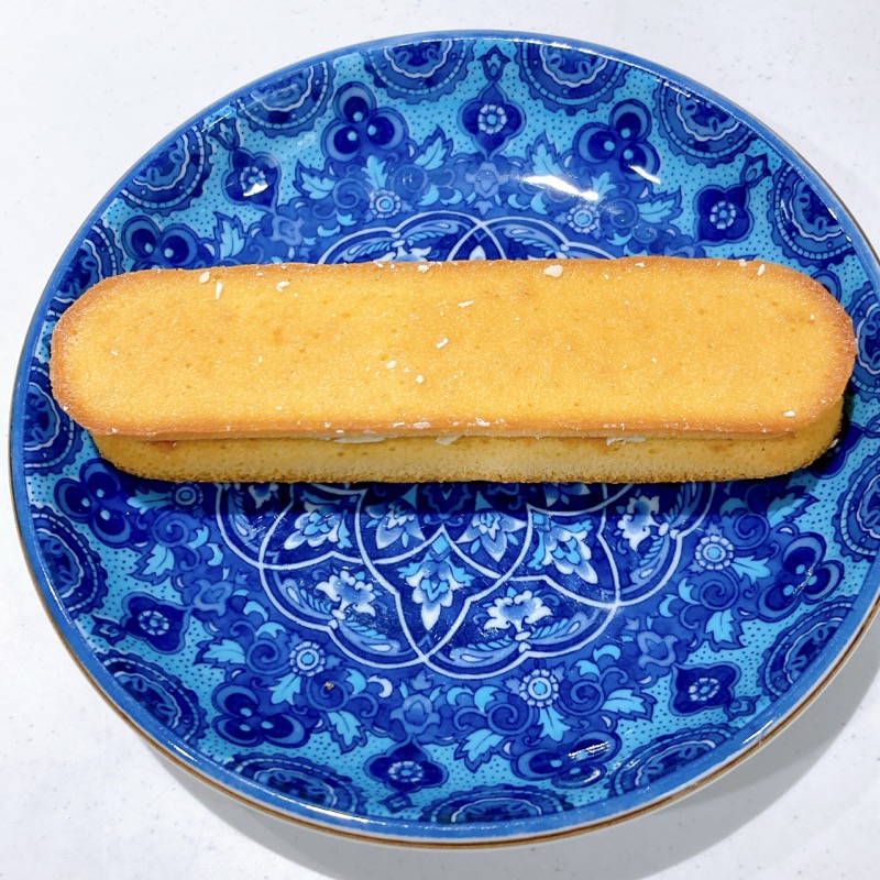 《ファミマ限定》ホワイトチョコクッキーサンド