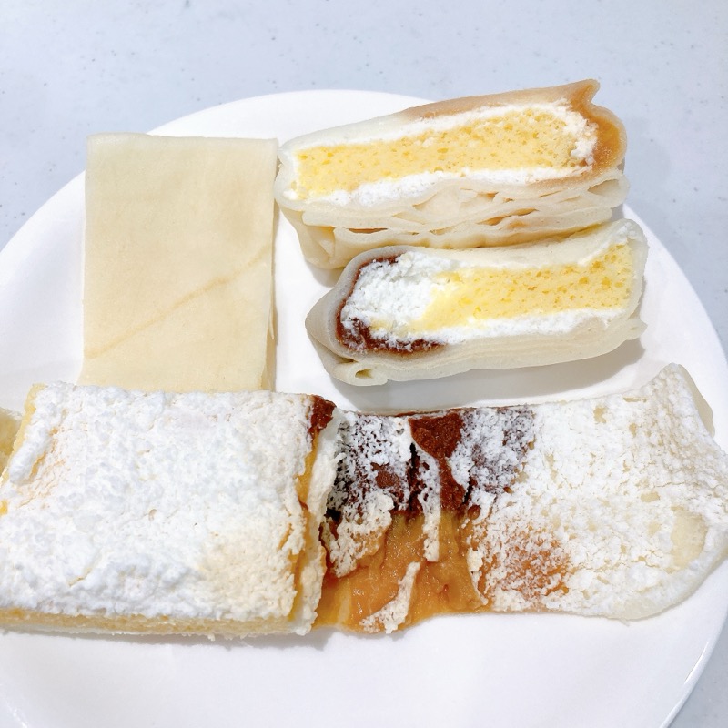 三毛猫もちもちクレープ