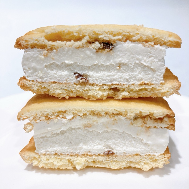 ラムレーズンサンドアイス