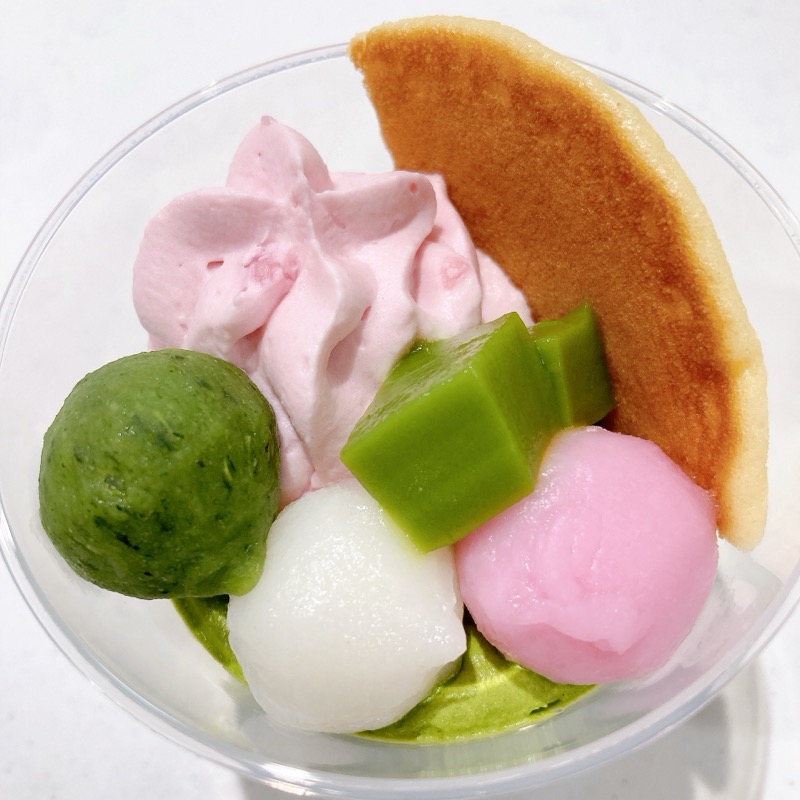 さくらと宇治抹茶の和パフェ