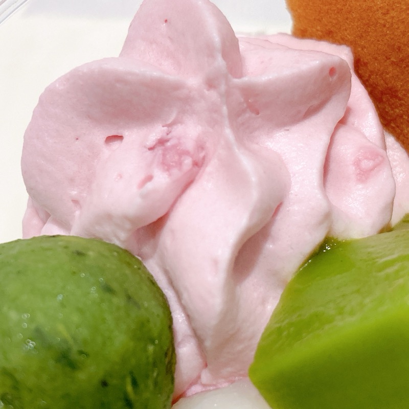 さくらと宇治抹茶の和パフェ