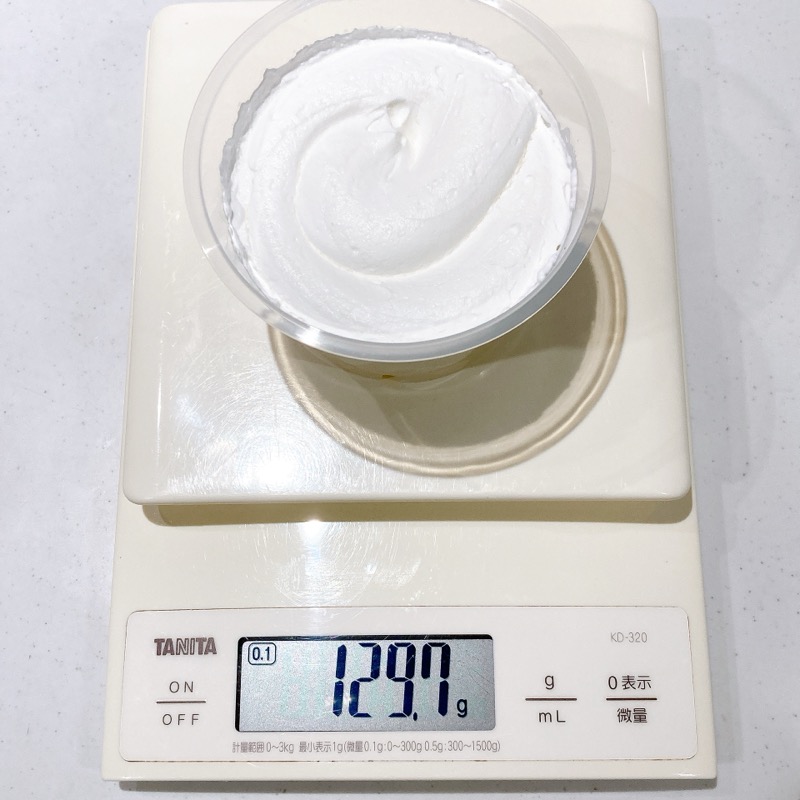 フェルメール牛乳を注ぐ女の純白プリン