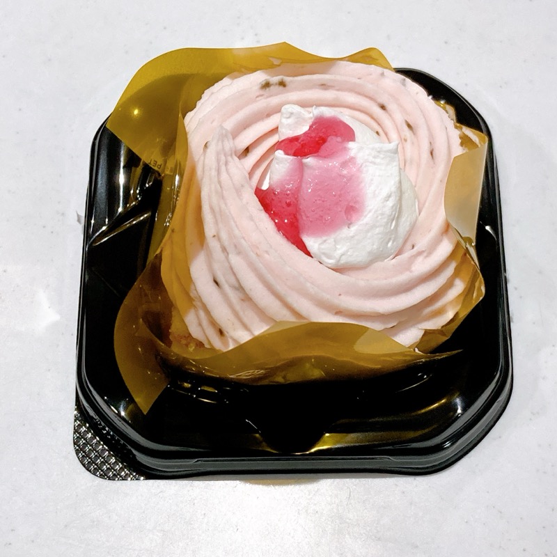 湘南パティスリー桜薫るモンブラン