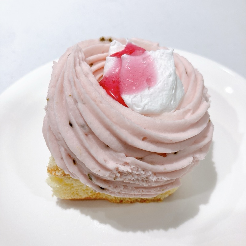 湘南パティスリー桜薫るモンブラン