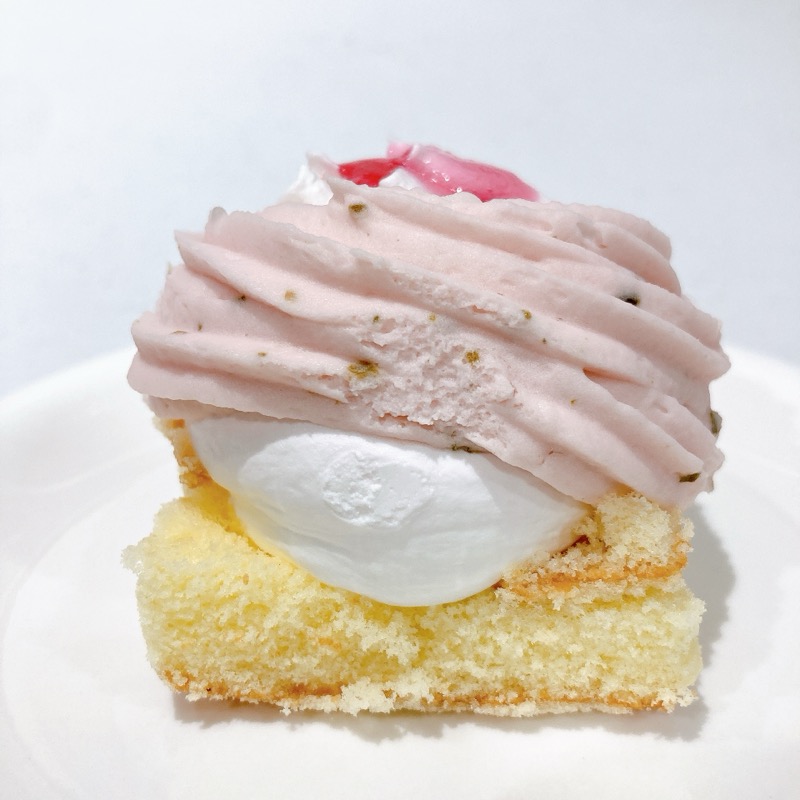 湘南パティスリー桜薫るモンブラン