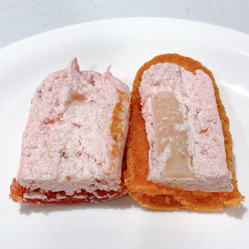 ピエール・エルメ マカロンサンドイチゴ&バニラ