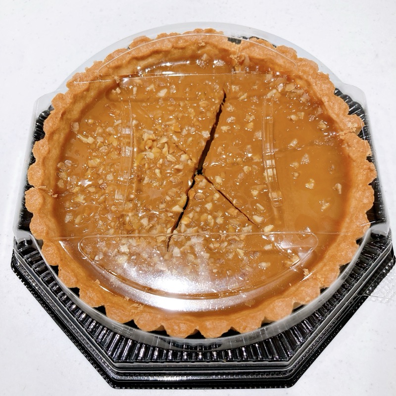 《プレシア》切れてるキャラメルナッツタルト