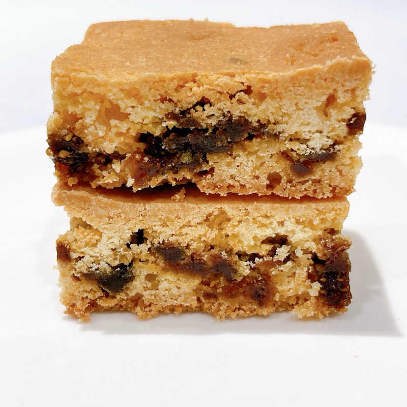 世にもおいしい大人のチョコブラウニー白ワイン×イチゴ