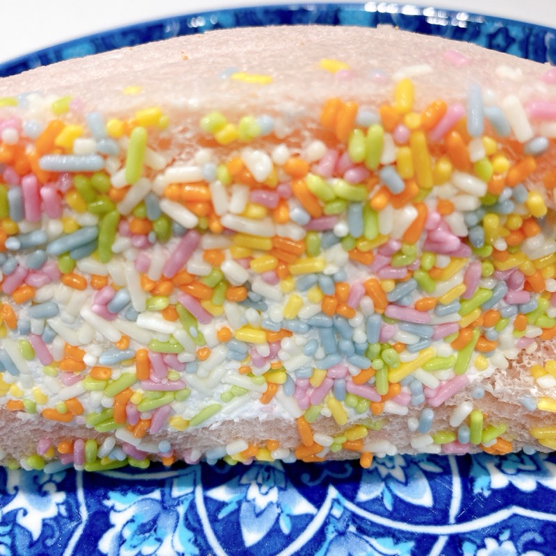 よくばりサンドカラーチョコ&ホイップ