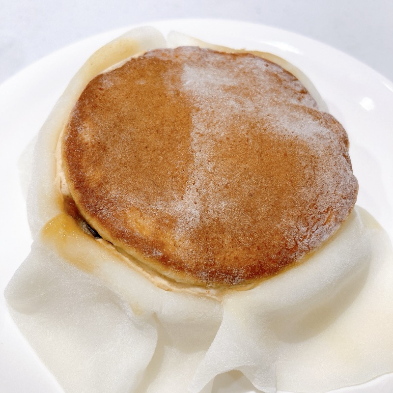 神奈川県産津久井在来大豆使用《きな粉ムースのつつみもち》