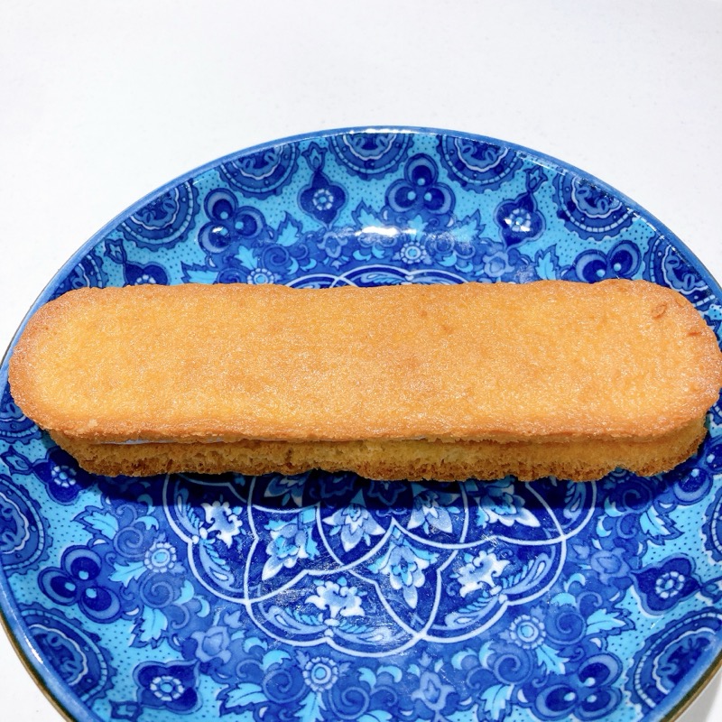 濃厚ミルククリームクッキーサンド練乳ソース