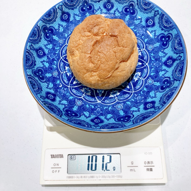 ひかえめに言ってクリーム多めのシュークリーム・カスタード