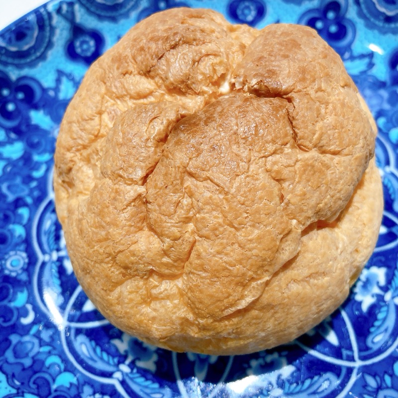 ひかえめに言ってクリーム多めのシュークリーム・カスタード
