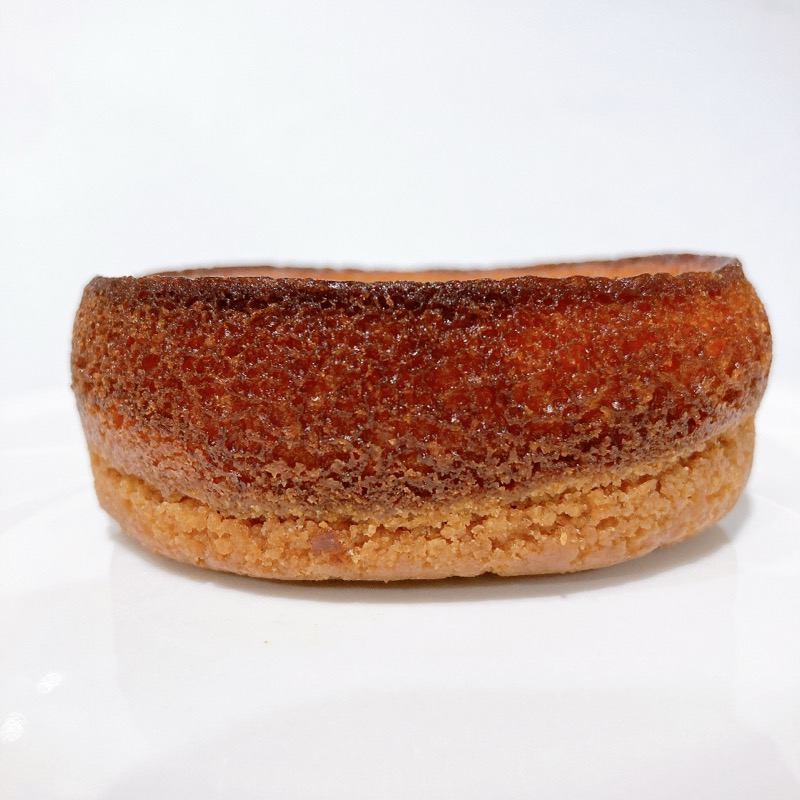 焦がしバターのむっちり食感タルト