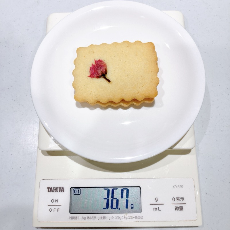 カルディビスキュイサンドさくら