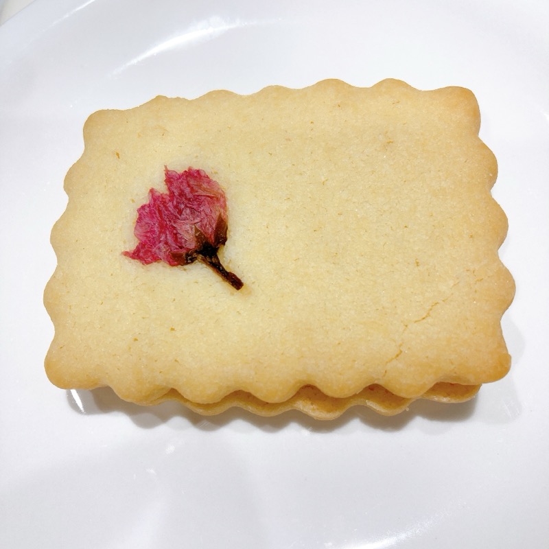 カルディビスキュイサンドさくら