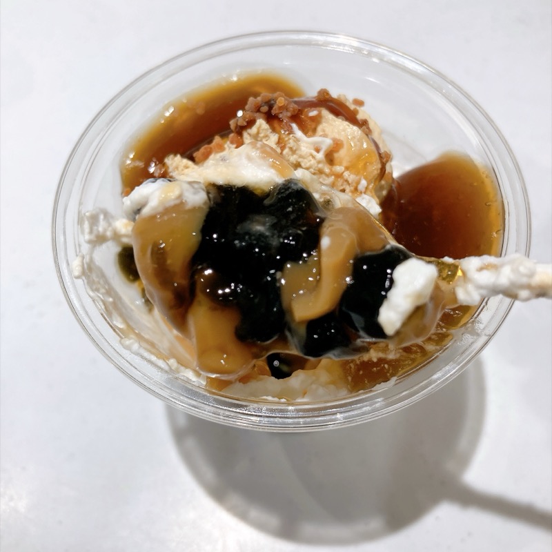 黒糖烏龍ミルクティーパフェ